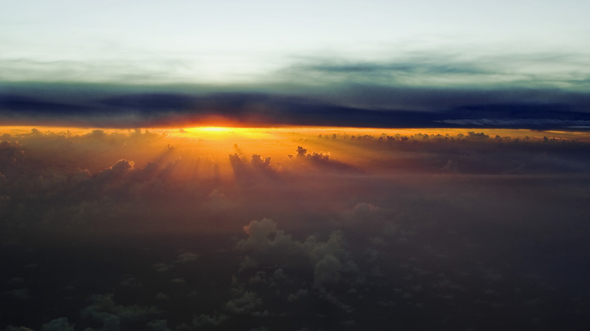 《电子竞技的“软实力”：团队精神与心理素质培养》，电子竞技与团队合作