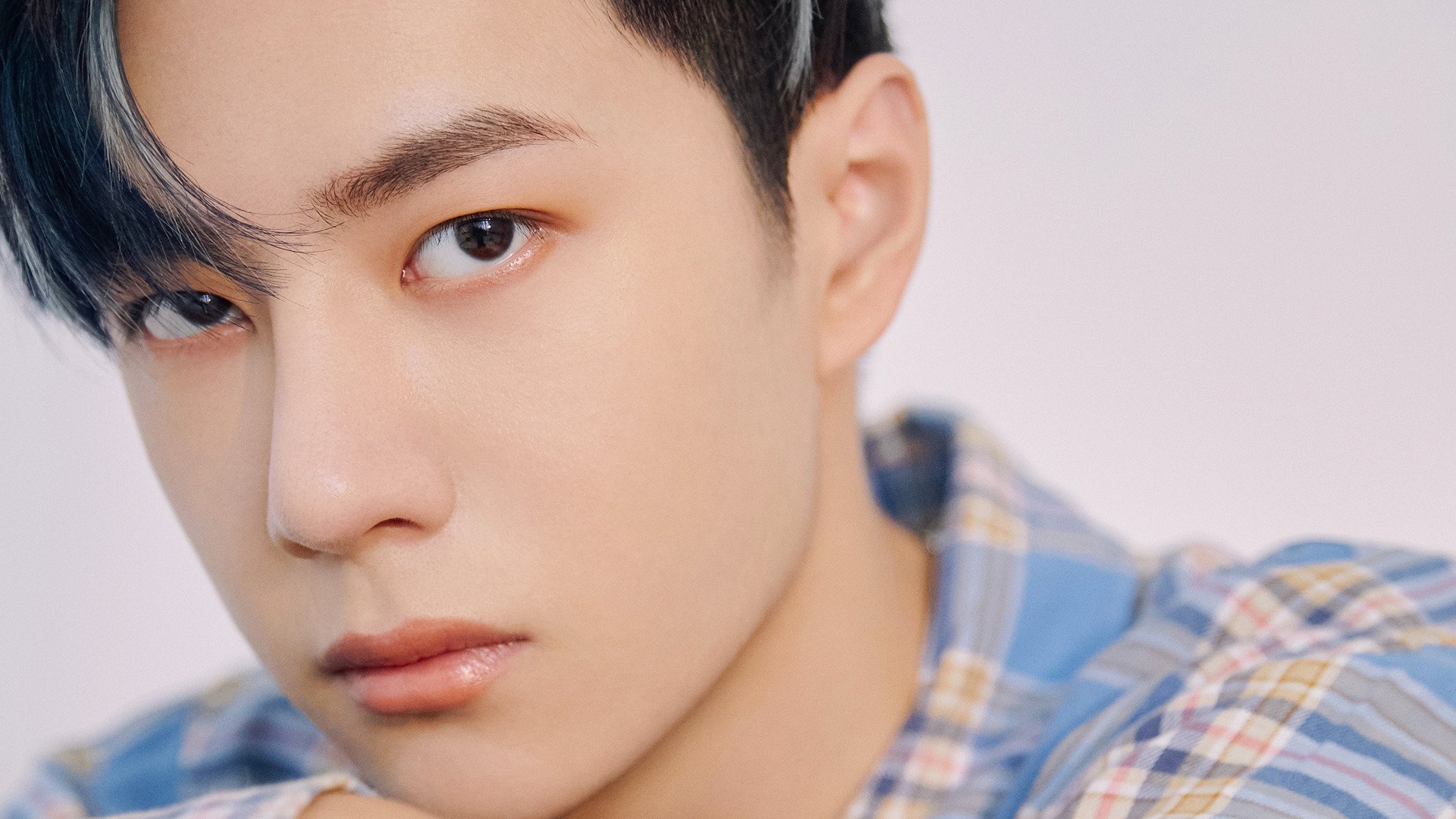 球迷狂热:现场氛围最震撼的比赛回顾,球迷视频