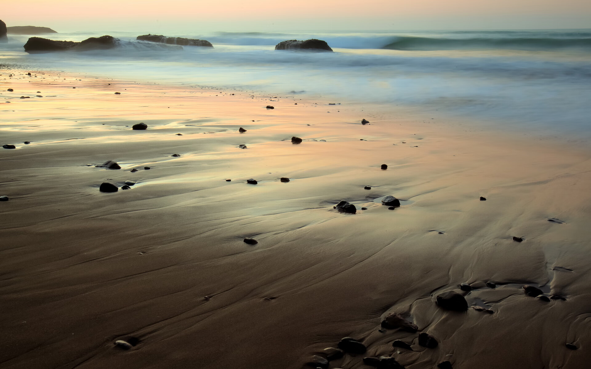 CBA赛季转会市场活跃 球员流动频繁，cba球员转会制度